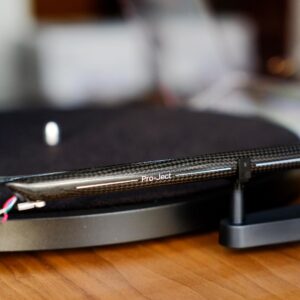 mam-than-pro-ject-debut-carbon-evo-walnut