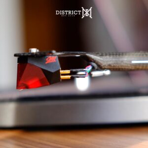 mam-than-pro-ject-debut-carbon-evo-walnut