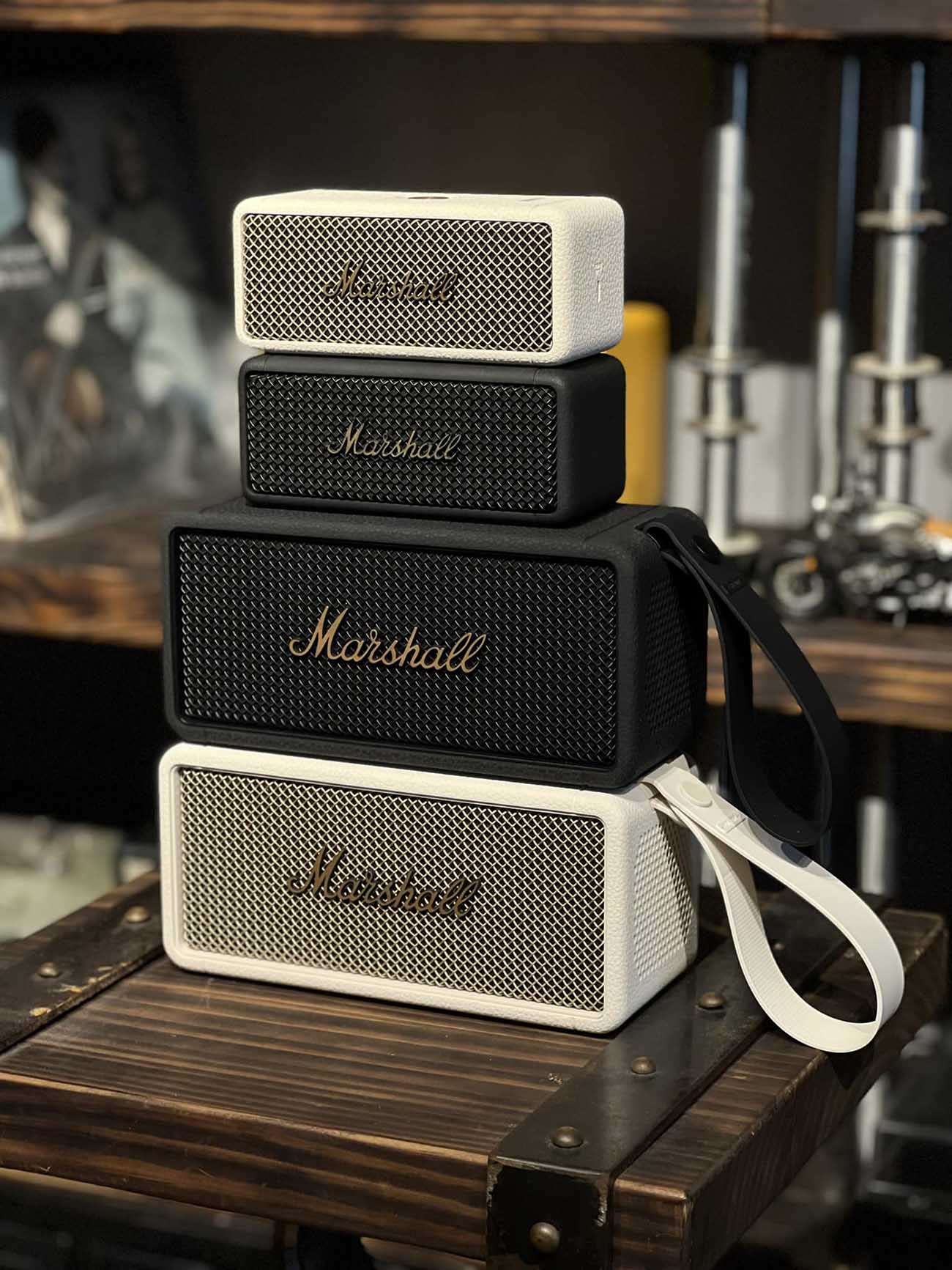 Cách kết nối nhiều loa Marshall Portable