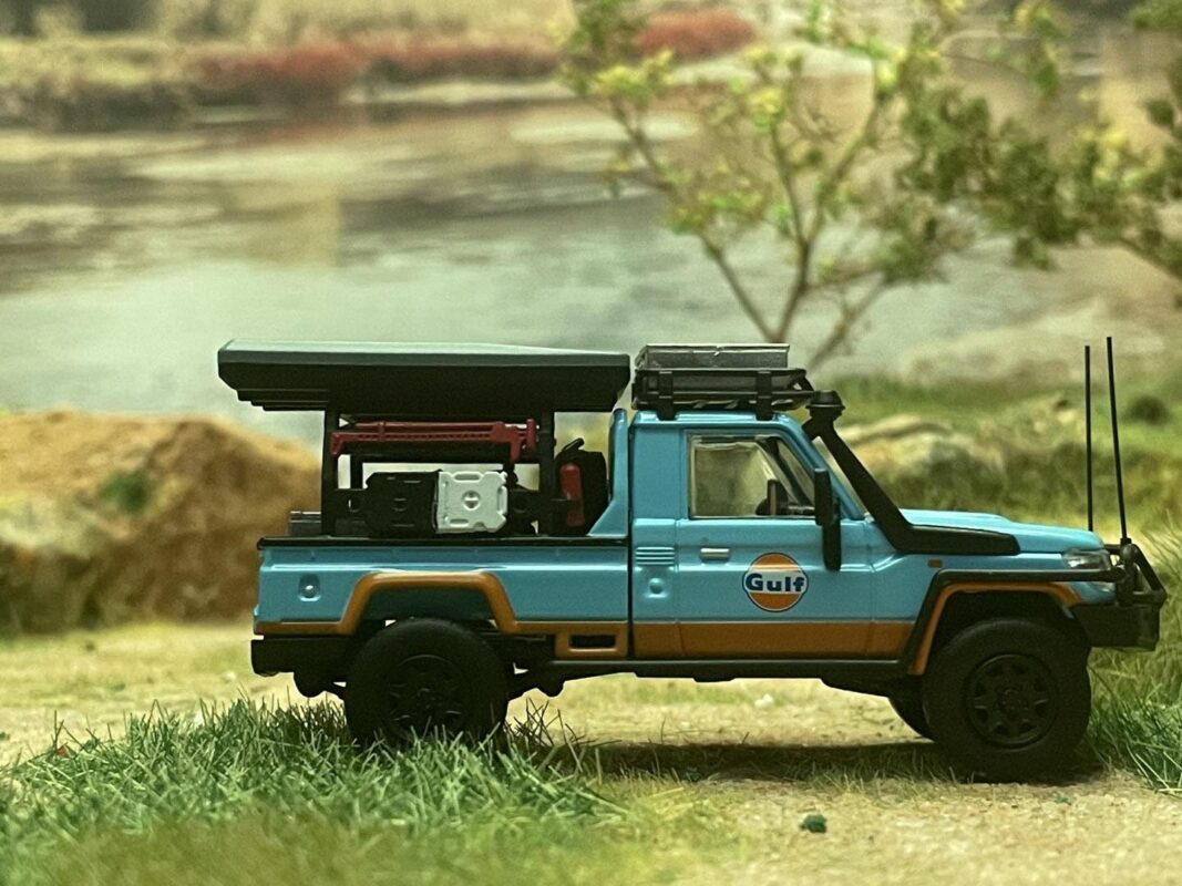 Lc79 Mô Hình 1/64 Autobots Models - Toyota Land Cruiser LC79 Gulf Livery ...