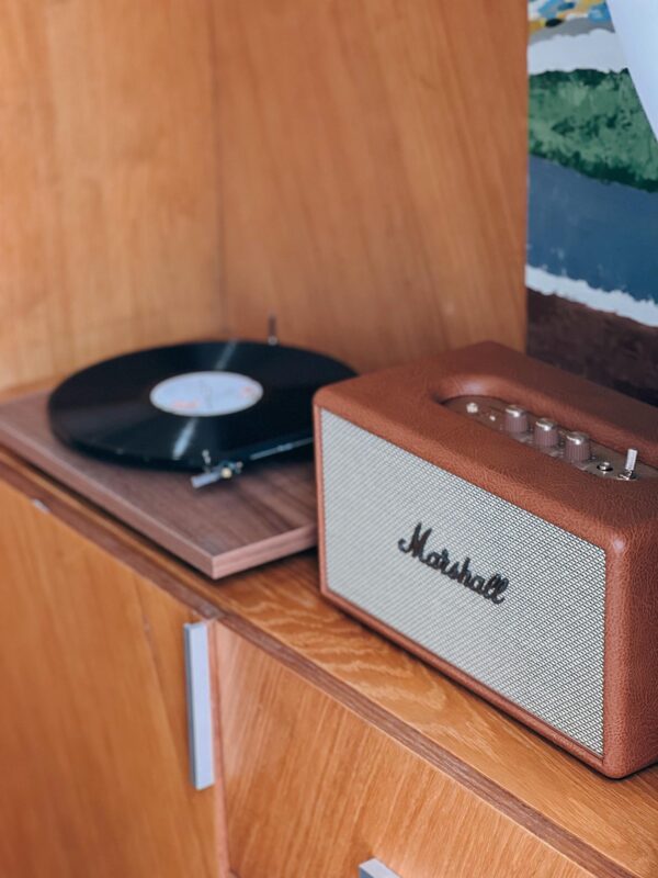 Combo Mâm Than Pro-ject T1 x Marshall Stanmore III