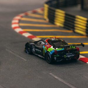 Tarmac Works 1:64 HOBBY64 Ferrari 458 Italia GT3 Blancpain Endurance Series 2012