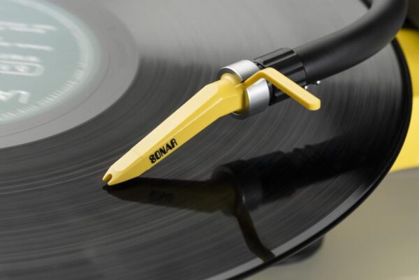 mam-than-pro-ject-the-beatles-yellow-submarine