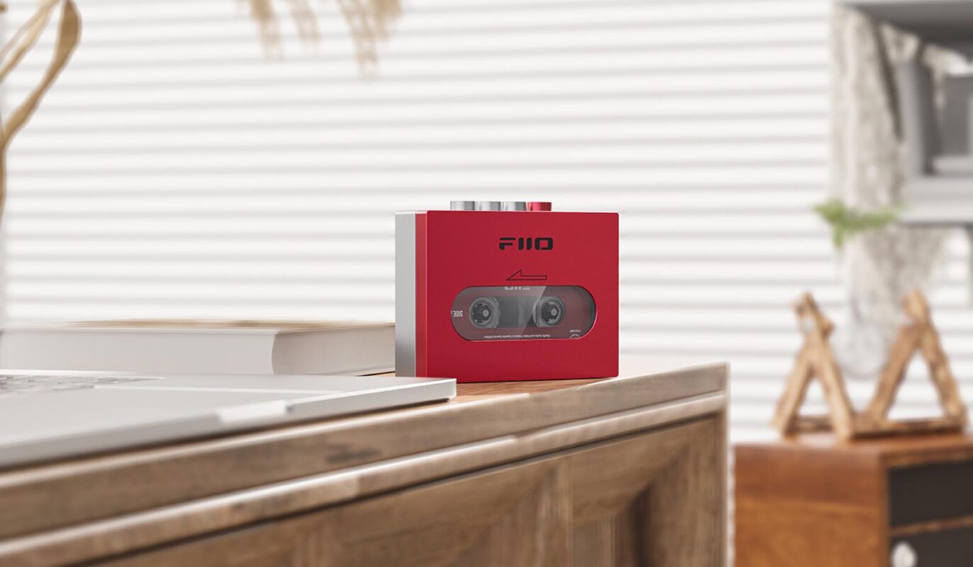 Máy cassette player FiiO CP13-red