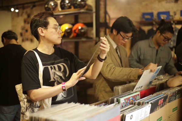 Thở Than - Đĩa Than