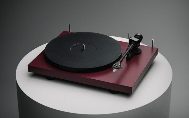 Pro-Ject Audio cho ra mắt mẫu mâm Debut EVO 2