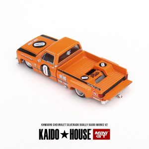 Mini GT Kaido House Chevrolet Silverado Dually Kaido Works V2 -KHMG090