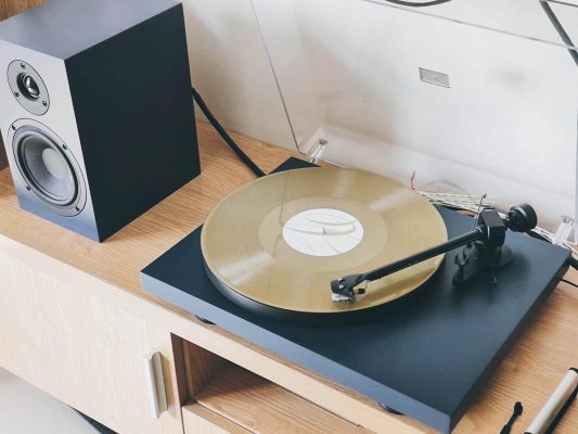 he-thong-mam-than-pro-ject-colourful-blue-satin