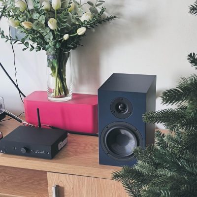 he-thong-mam-than-pro-ject-colourful-blue-satin