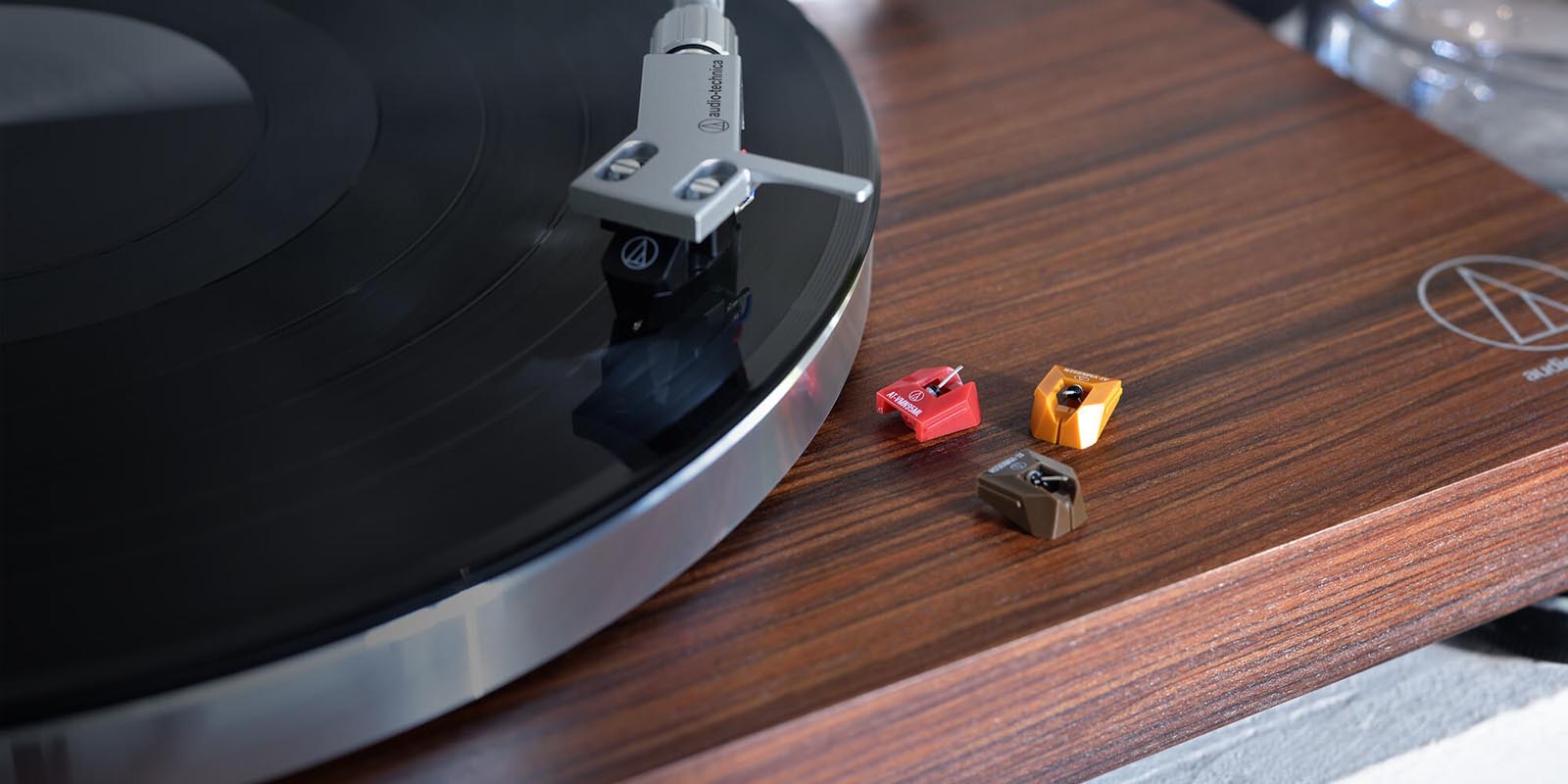 mam-than-Audio-Technica AT-LP50WBT