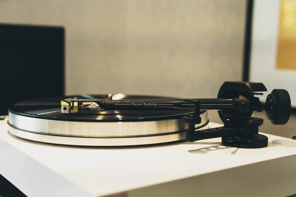 mam-than-pro-ject-X8-district-m