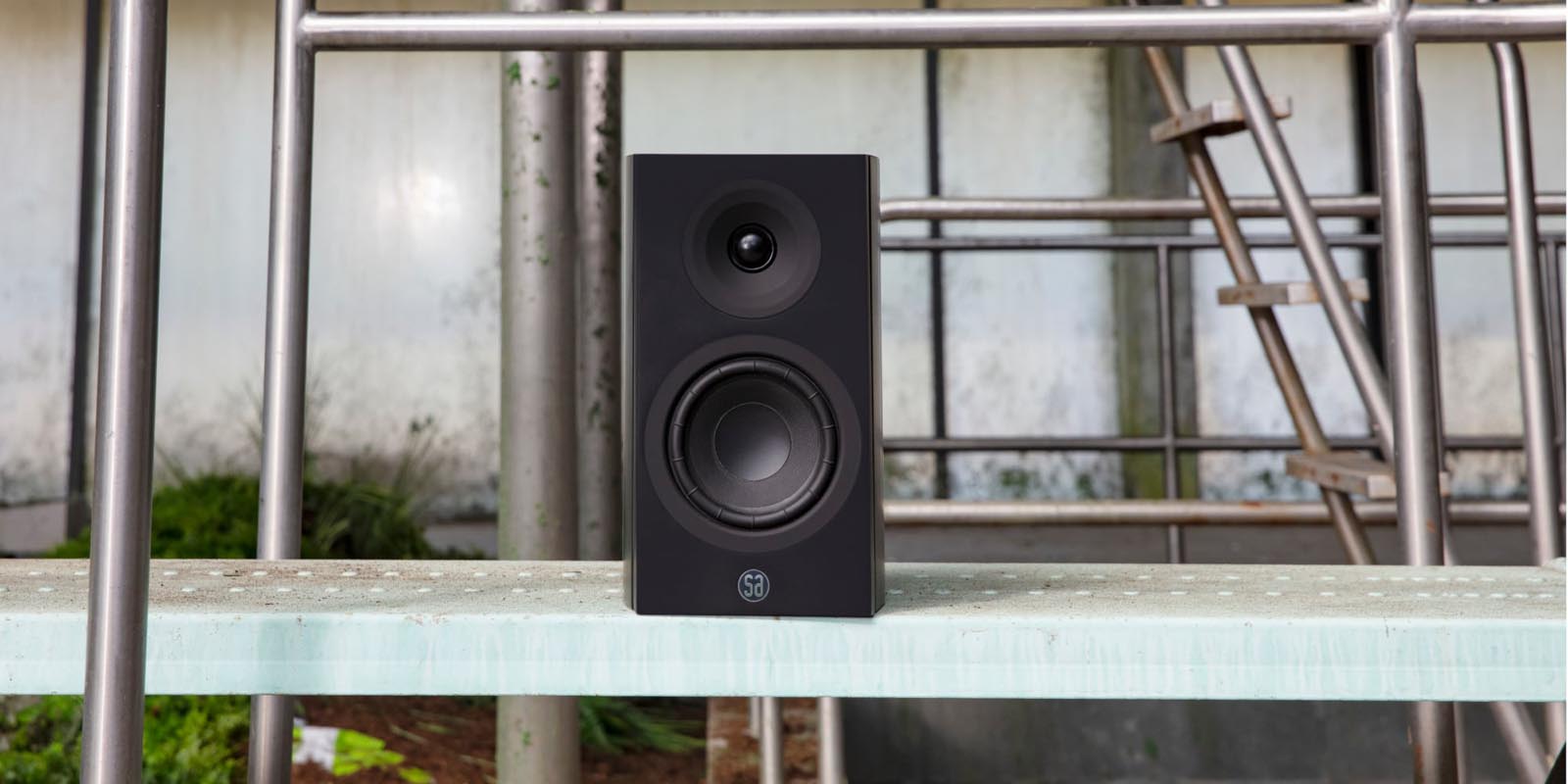 System-Audio-Legend 5.2 Silverback-DistrictM