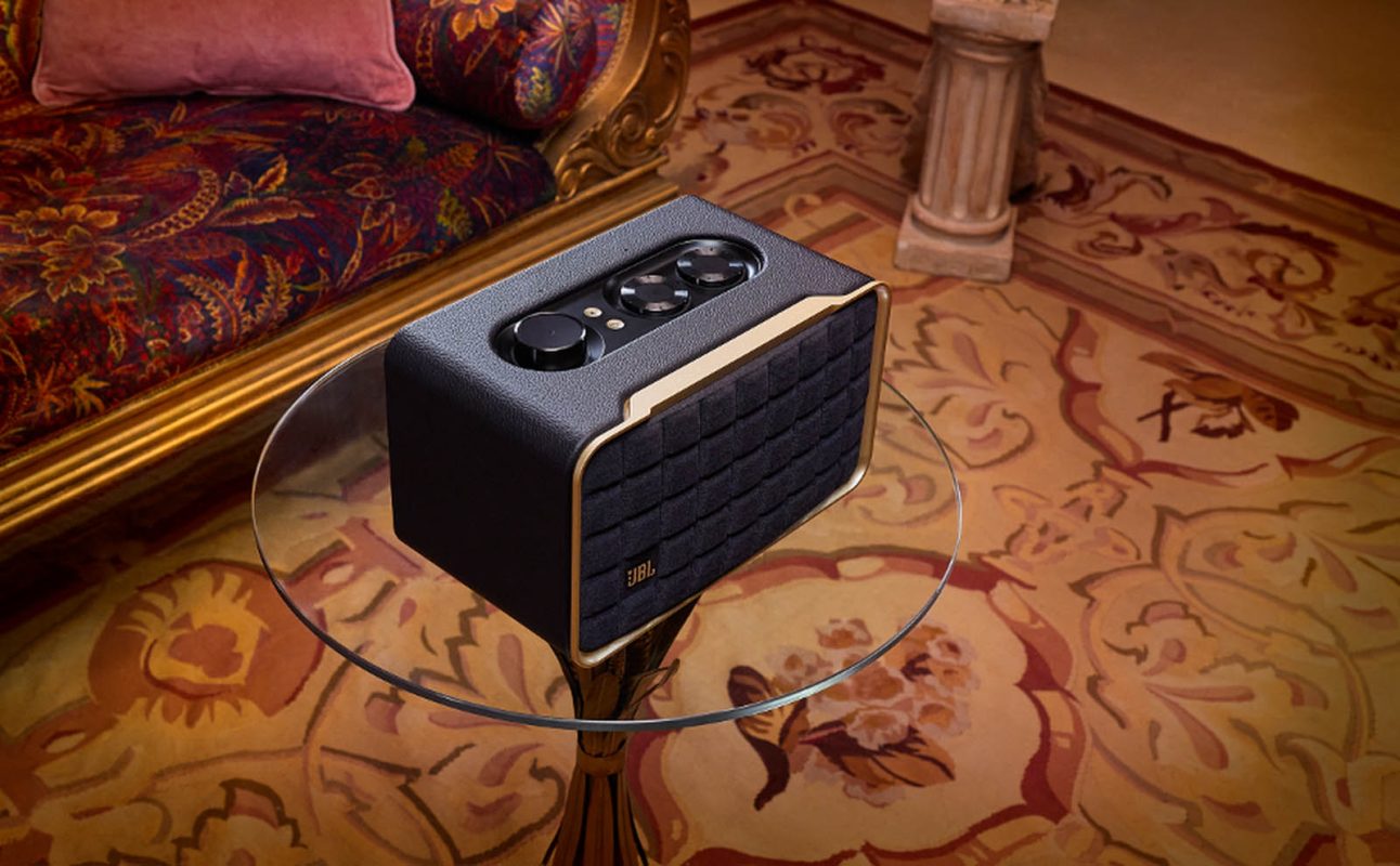 JBL Authentics 200 - DistrictM