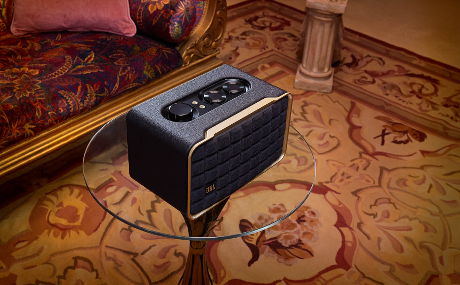 JBL Authentics 200 - DistrictM