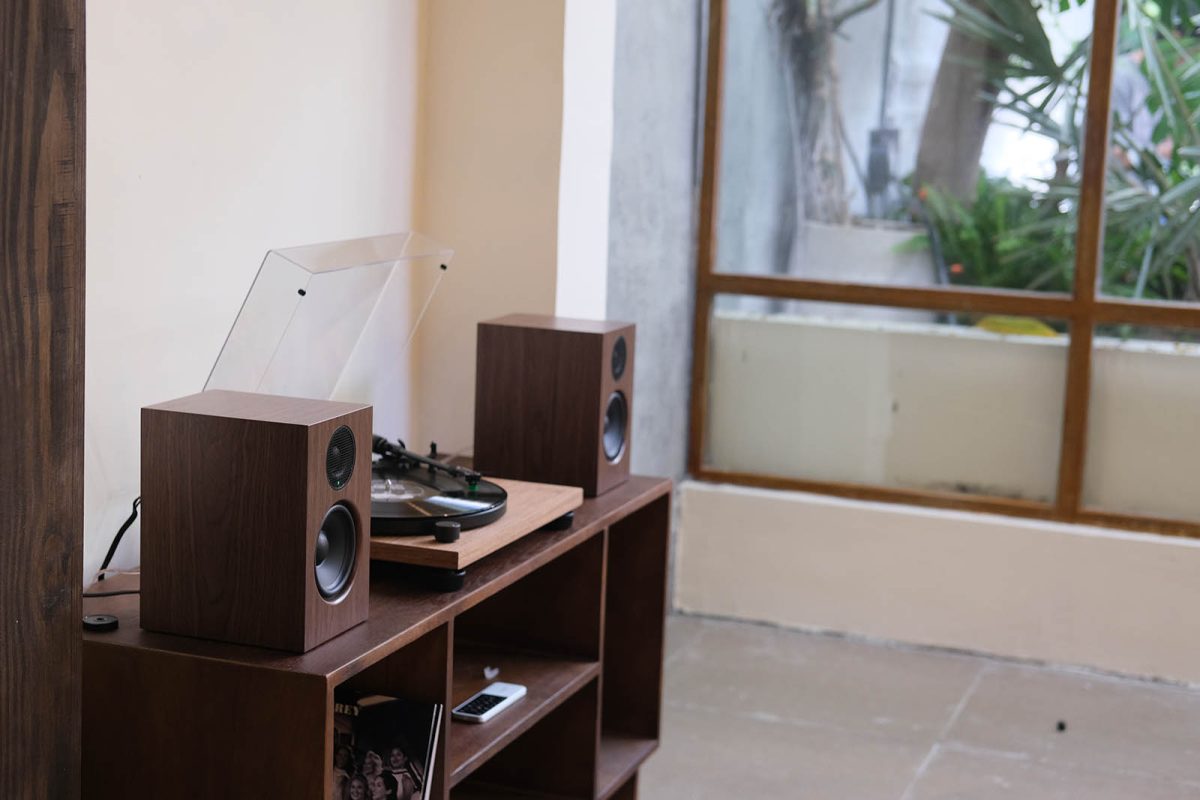 LPW40wn-Audio-Pro-A28-walnut