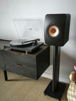 Pro-ject-Debut-Pro-KEF-LS50-Meta-black