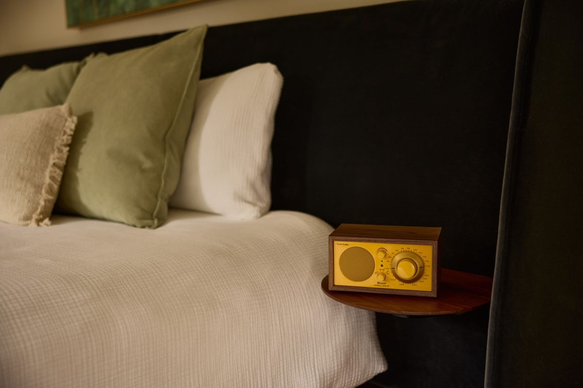 tivoli-audio-model-one-bt-70s-color-collection