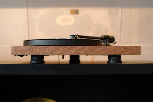 Project-Debut-EVO-2-walnut-district-m