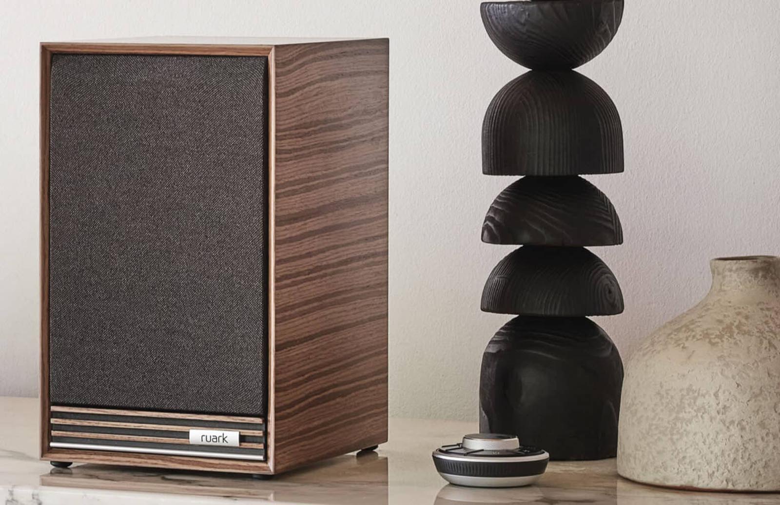 Ruark-New-Sabre-R Bookshelf Speakers - Walnut