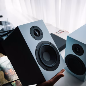 Pro-Ject-Colourful-Audio-System-2-Limited-Edition-Satin-Polar-Blue