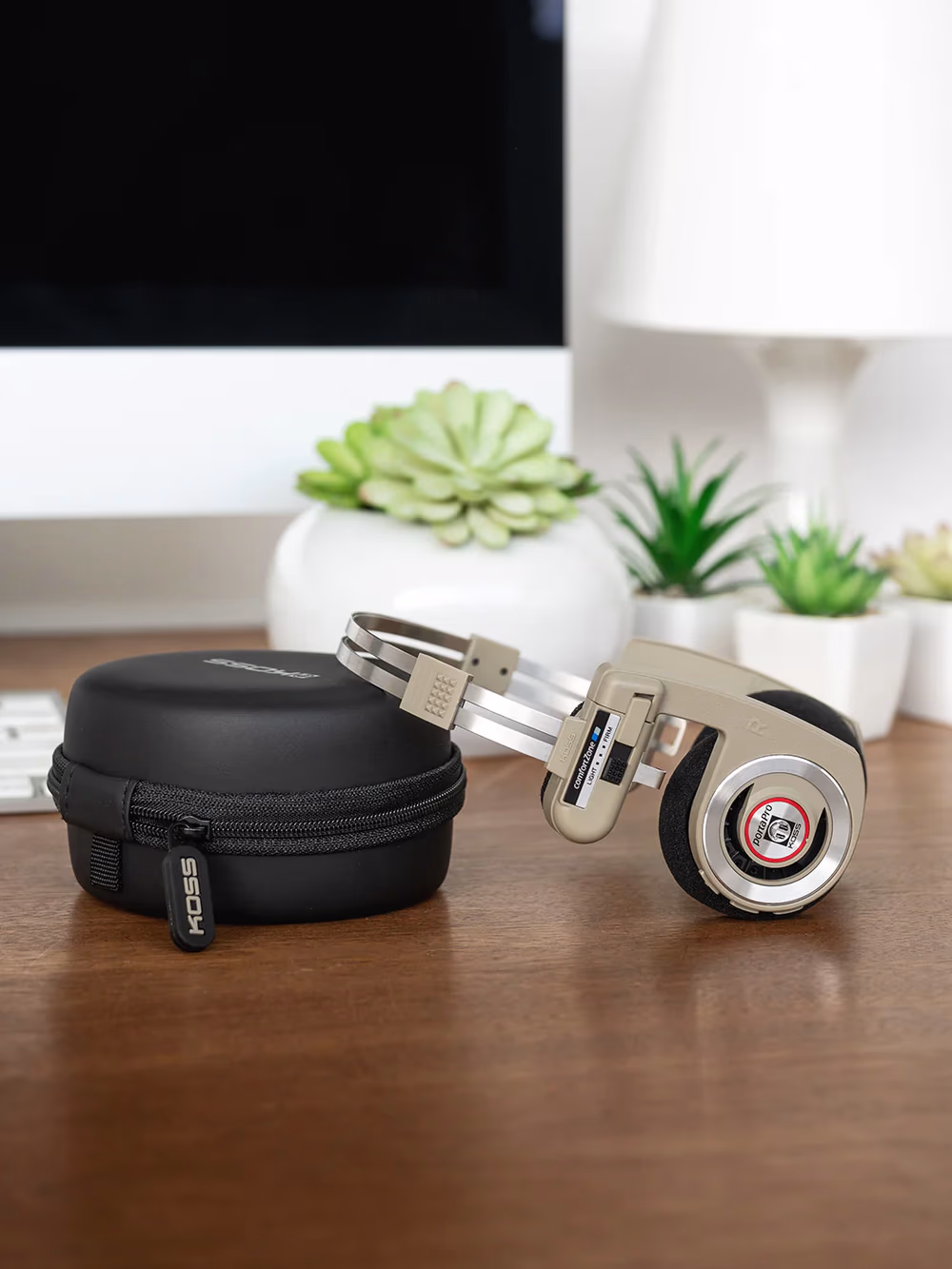 Koss Porta Pro Wireless Rhythm Beige với hộp cứng Limited Edition và phụ kiện