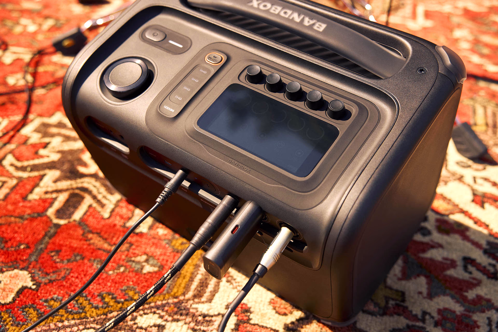 JBL-Band-box-trio-life-style