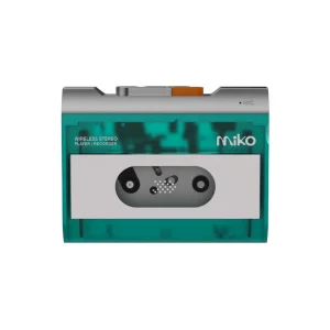 Máy cassette Gadhouse MIKO phiên bản Mint, mặt trước trong suốt, chữ miko và Wireless Stereo Player Recorder, nền trắng studio
