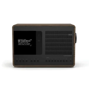 Mặt trước radio Revo SuperConnect: thùng gỗ Walnut, màn hình OLED Internet radio BBC Radio 6 Music, loa wideband BMR 3,5 inch.