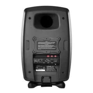 Loa kiểm âm Genelec 8050B: thùng nhôm đúc MDE™, tweeter trong DCW™, woofer bass lớn lưới kim loại, logo GENELEC, LED trạng thái, chân Iso-Pod™ — ảnh catalog studio (21).