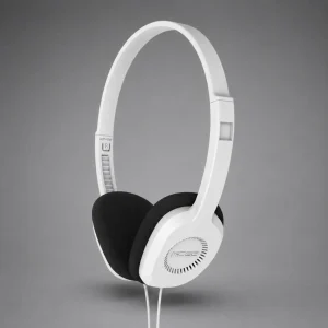 Tai nghe Koss KPH8 màu trắng, đệm foam đen, logo KOSS trên chụp tai và cáp trắng