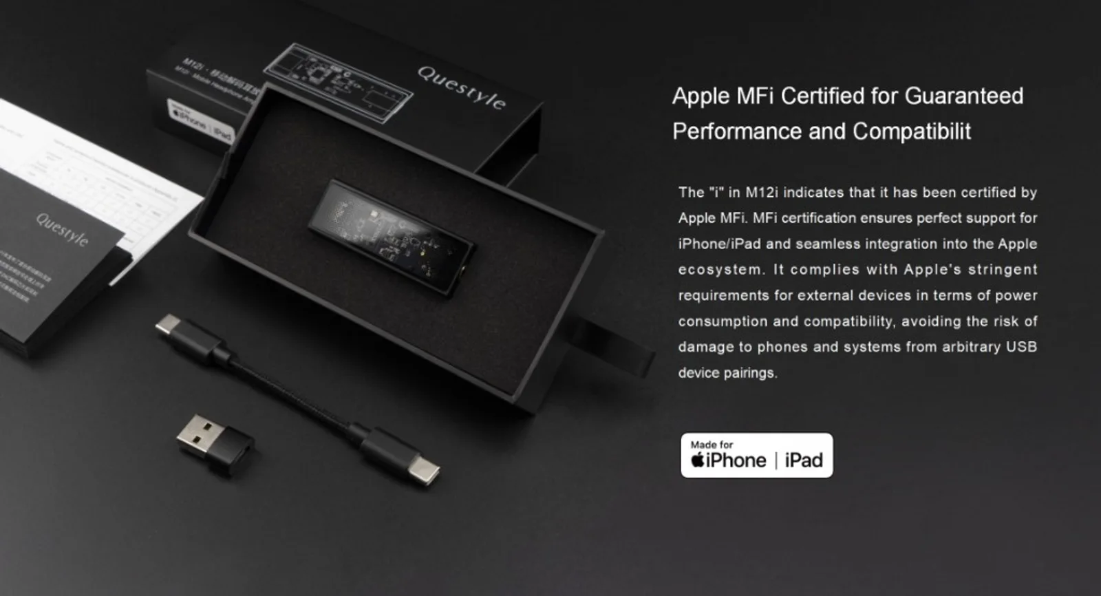 Questyle M12i trong hộp đen cùng cáp USB-C, adapter và tài liệu; chữ giải thích chữ i trong M12i là Apple MFi, logo Made for iPhone | iPad.