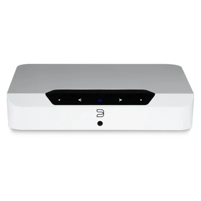 Bluesound POWERNODE EDGE White góc nghiêng trên