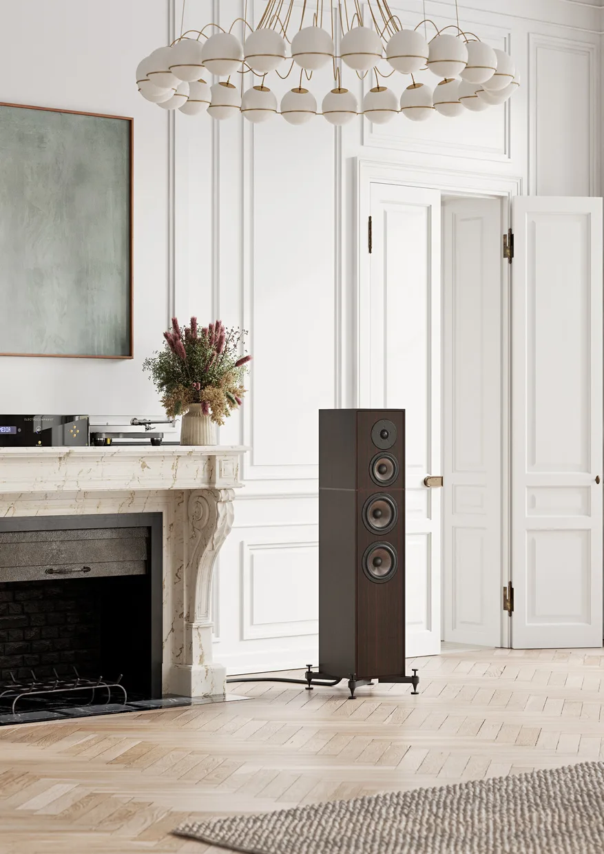 ATALANTE 4 Walnut góc ba phần tư