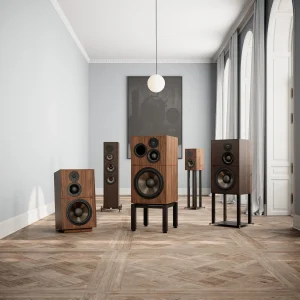 Cặp ATALANTE 7 Évo Walnut và Ebony đứng cạnh nhau