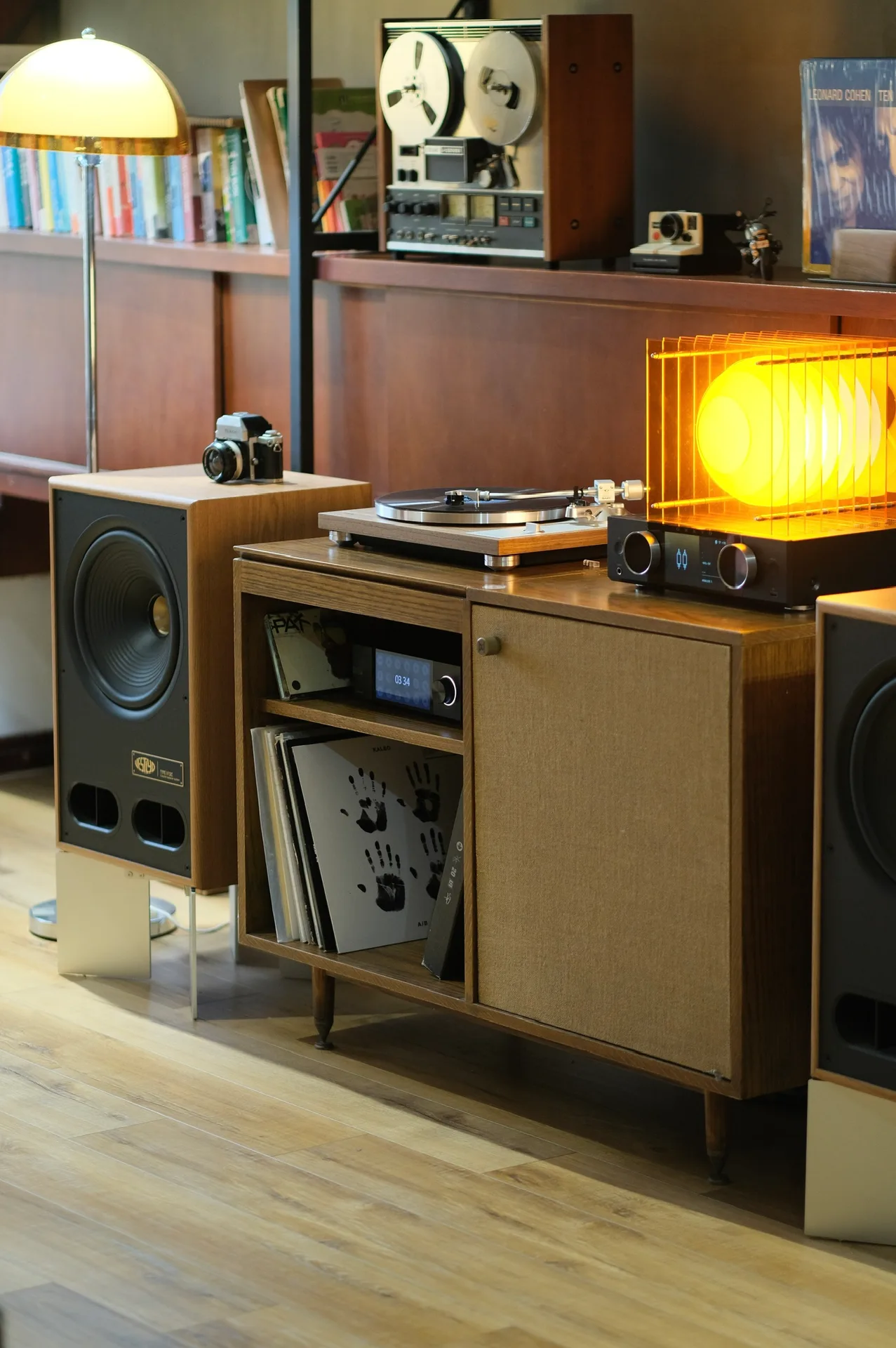 Chi tiết loa Vestlyd V12C và setup hi-fi District M