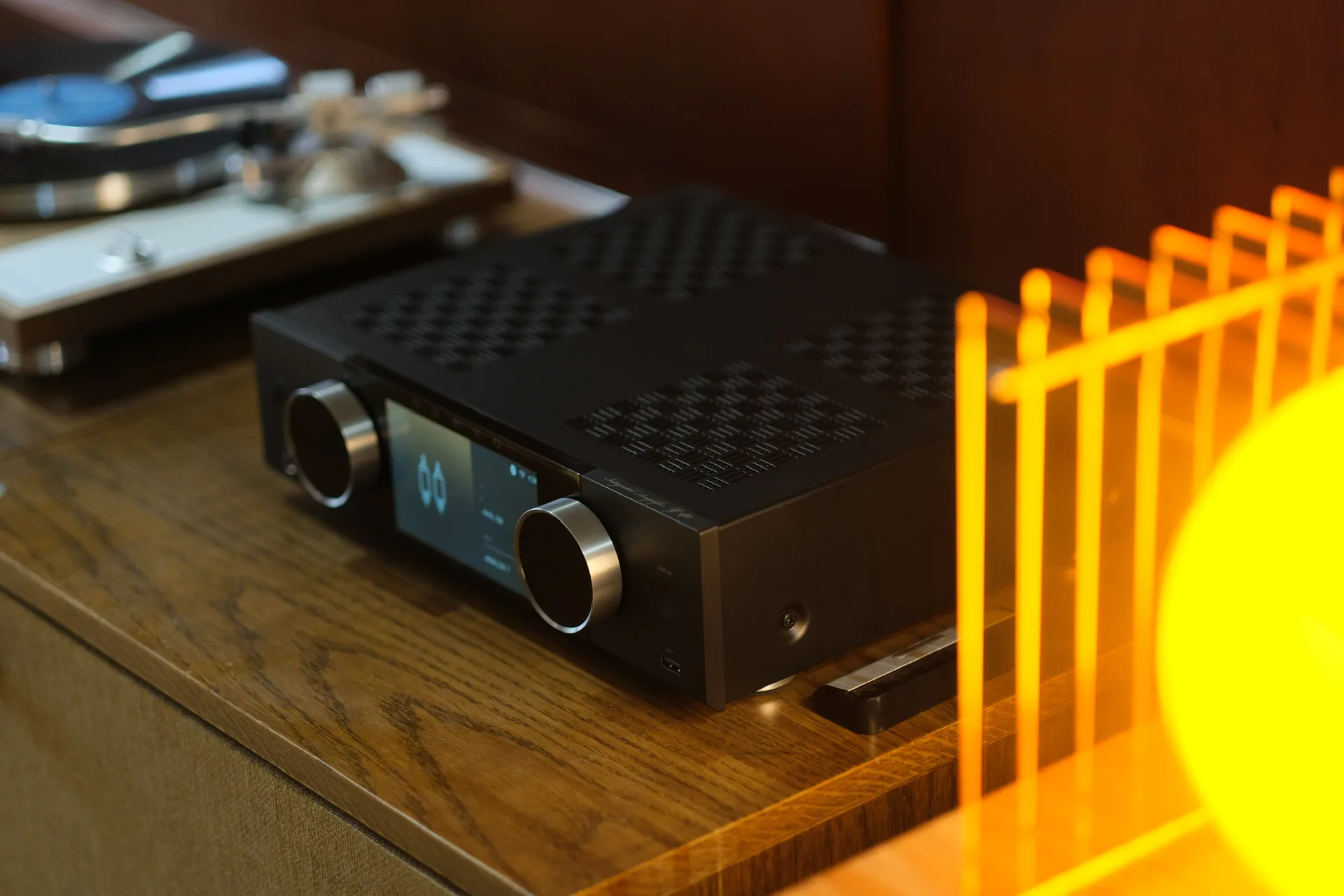 Góc setup dàn Vestlyd Onkyo TEAC District M