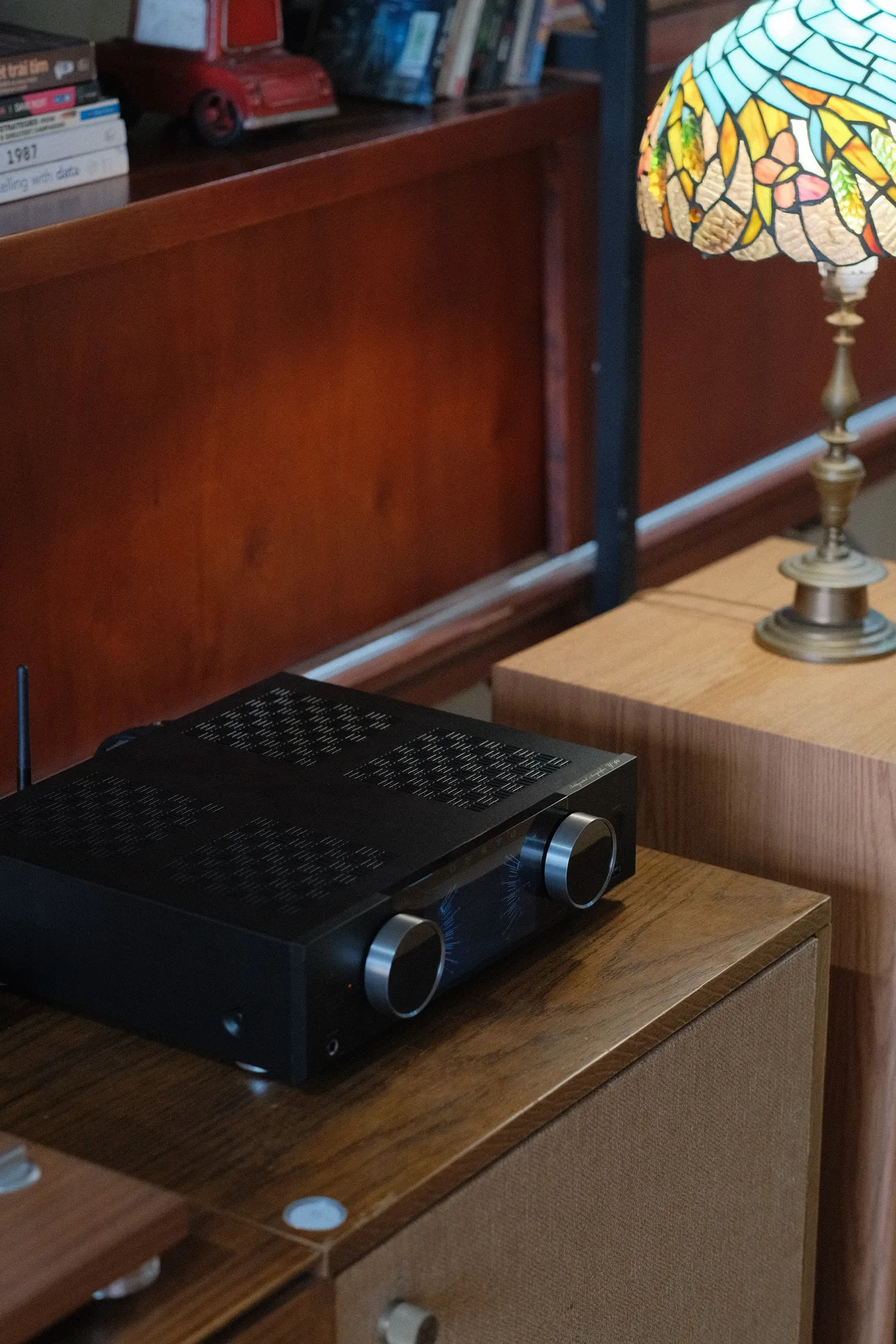 Dàn stereo Vestlyd V12C Onkyo Y-40 TEAC TN-4D-SE phòng nghe retro District M