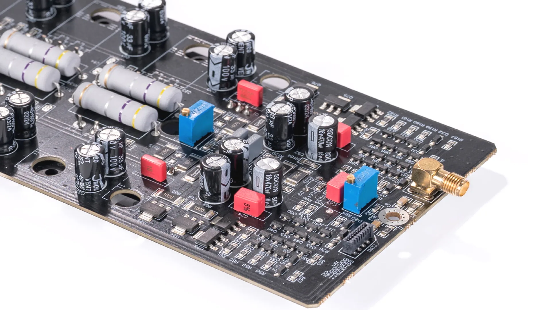 Mặt sau Eversolo AMP-F8 với ngõ XLR balanced và RCA