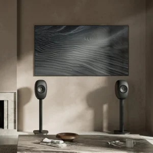 KEF LS LUXE trên chân S-LUXE Floor Stand phòng nghe