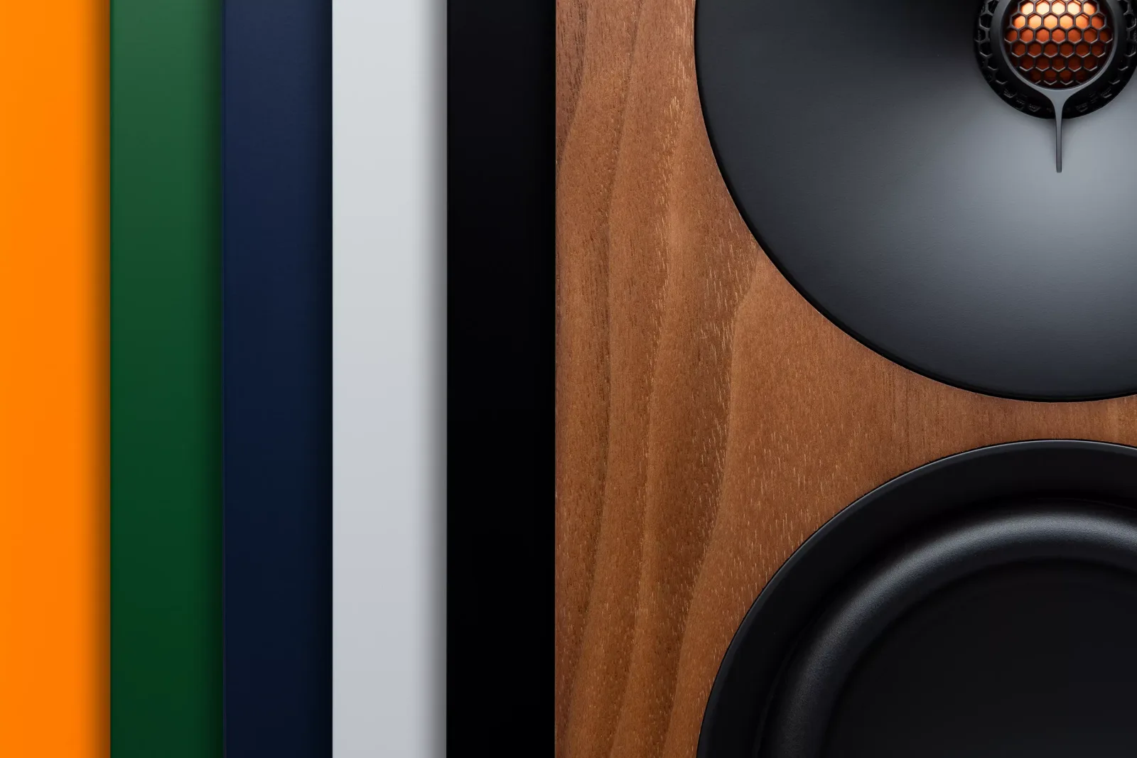 Sáu màu hoàn thiện và chi tiết walnut tweeter Cambridge Audio L/R X