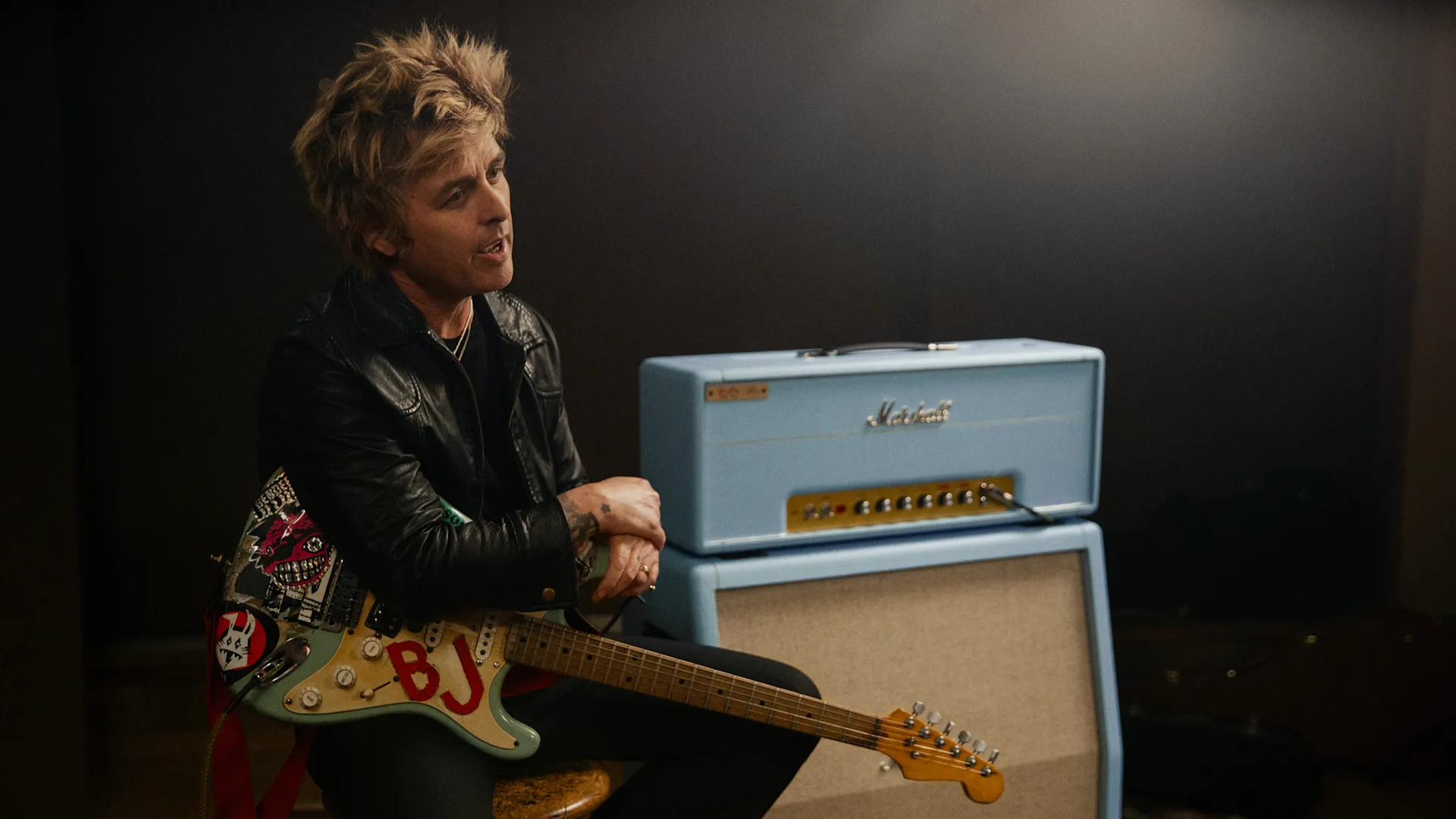 Marshall 1959BJA Artist Signature amp lifestyle cùng Billie Joe Armstrong