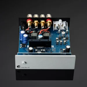 Pro-Ject Amp Box S3 lifestyle kệ nghe