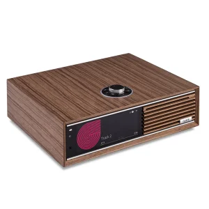 Ruark R710 Fused Walnut mặt trước, màn TFT và CD trong slat Walnut