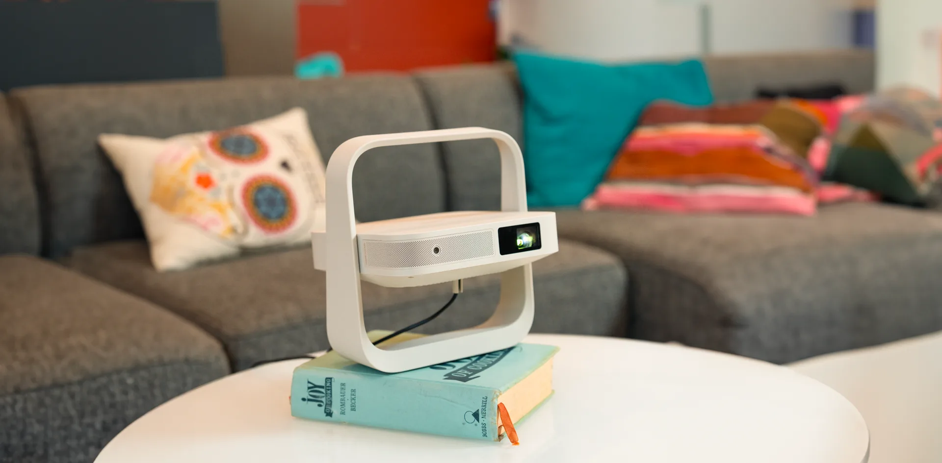 Máy Chiếu XGIMI Elfin Flip Plus