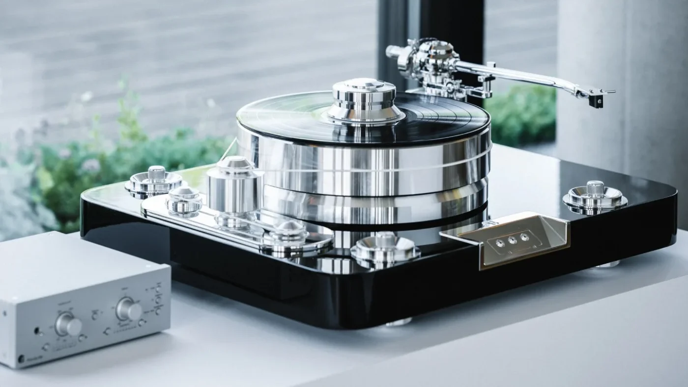 Pro-Ject Signature 12.2 mâm than flagship nhìn chính diện, piano black