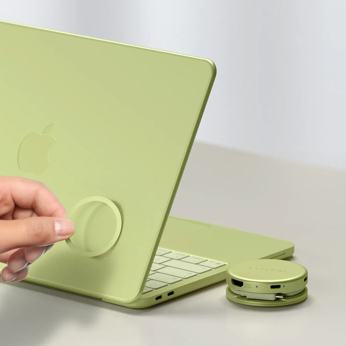 Cổng USB-C PD sạc trên OntheGo 5-in-1