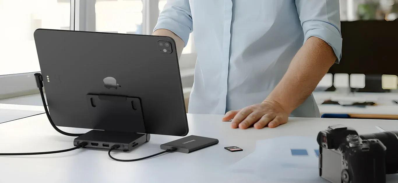 Foldable Stand Hub góc nghiêng