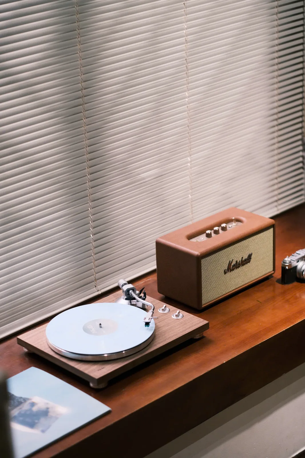 Set TEAC TN-400BT-X walnut và Marshall Stanmore III Brown District M